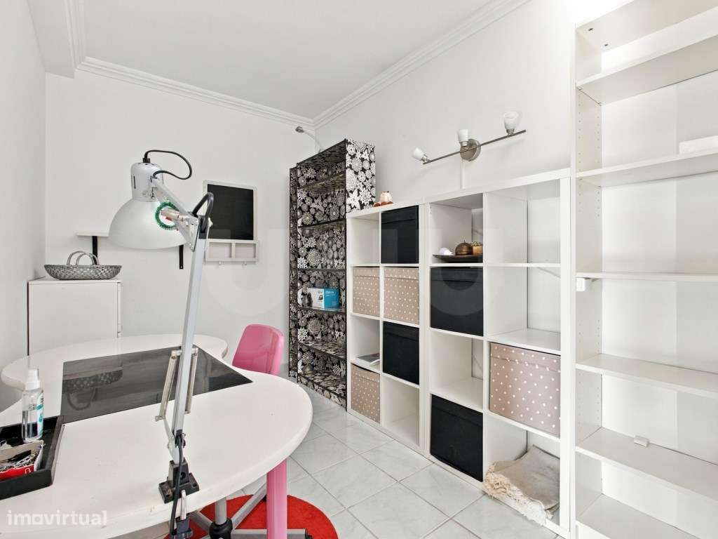 Apartamento T2+1, para venda, em São Pedro da Cadeira, no eixo Eric...-6