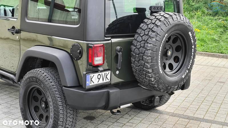 Jeep Wrangler - 14