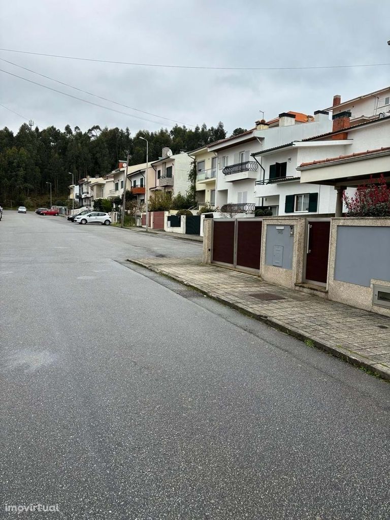 Terreno | Gondomar | 3 Frentes