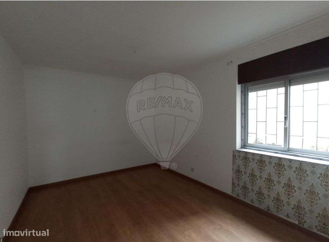 Apartamento T1 para venda - Grande imagem: 2/3