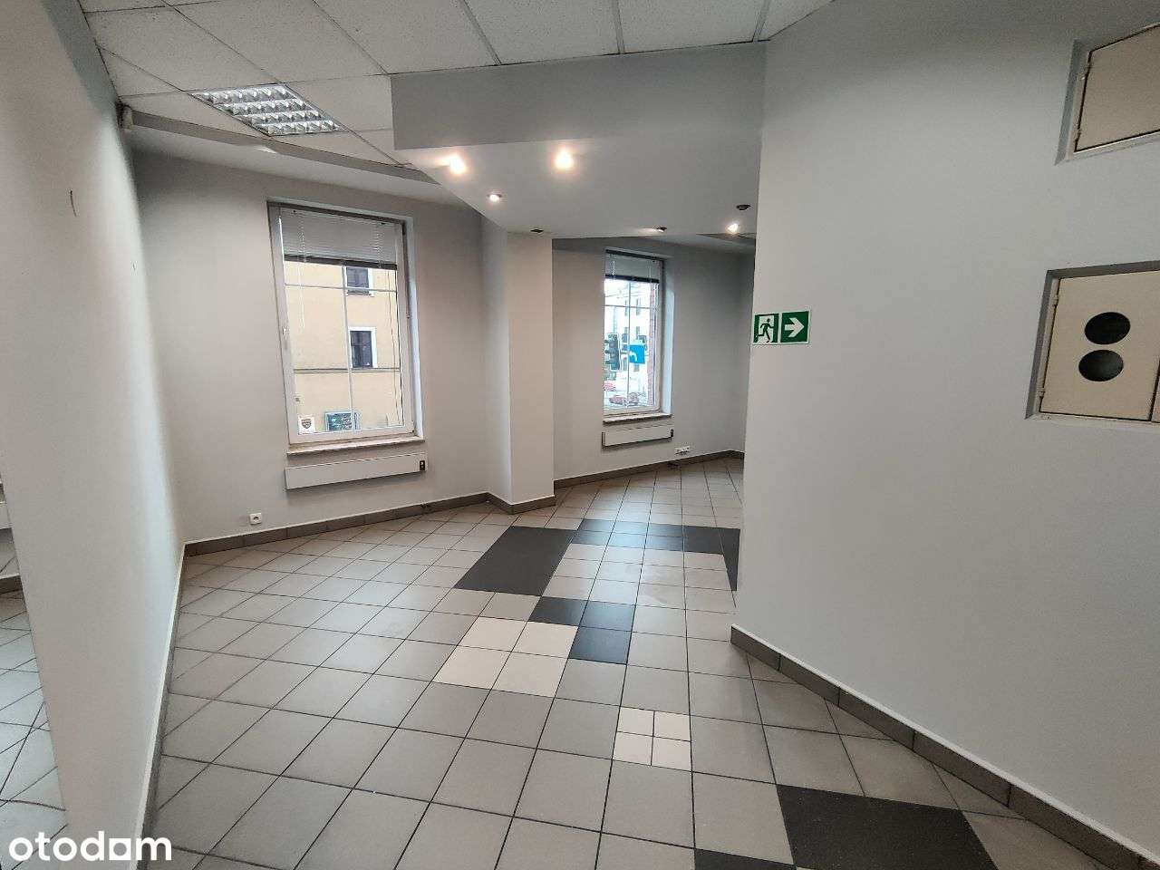 Lokal biurowy - bezpłatny parking w okolicy - Pełny obrazek: 3/12