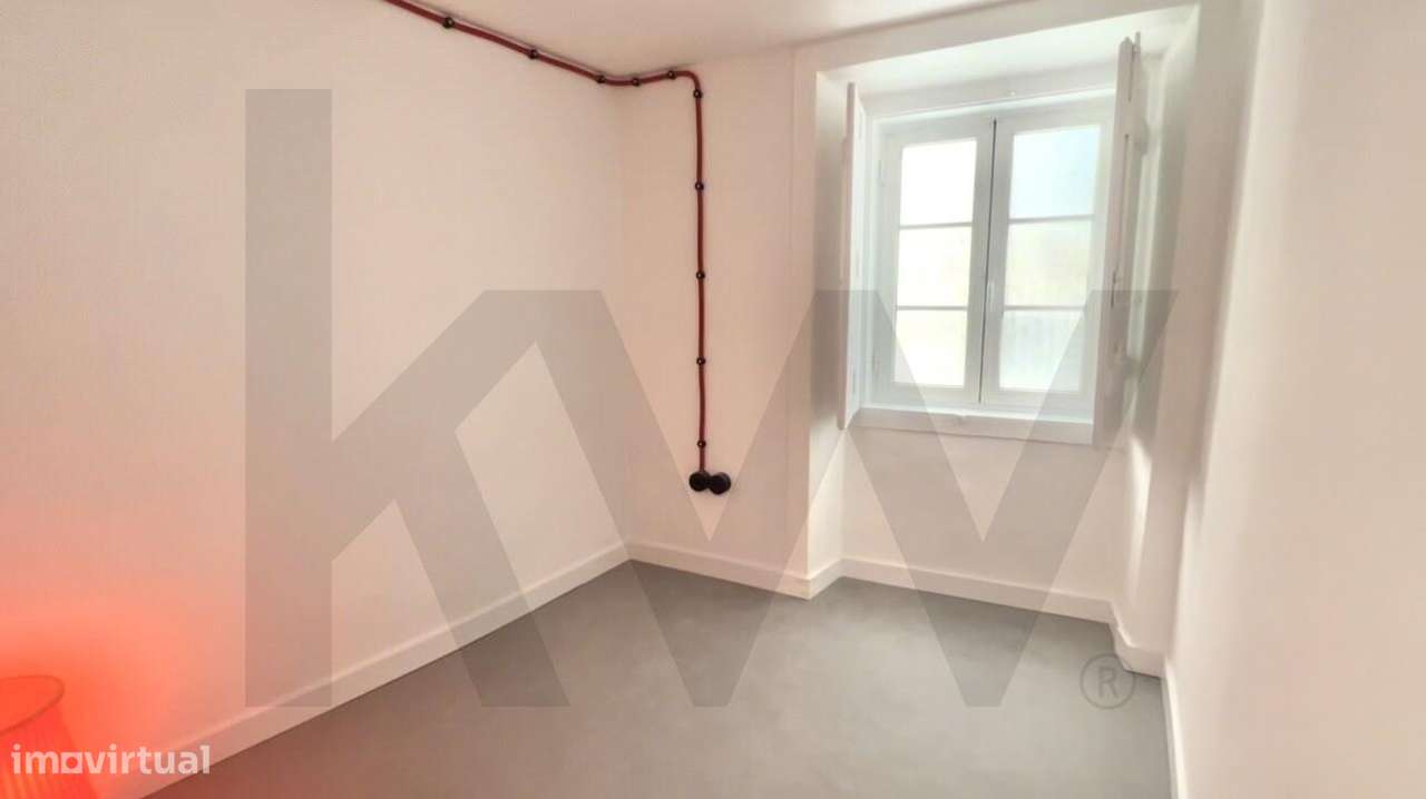 Baixa de Lisboa | T2 renovado a 2 min do metro do Rossio - Grande imagem: 4/16