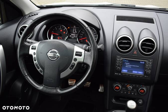 Nissan Qashqai 2.0 dCi Tekna Premium - 30