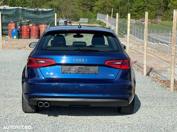 Audi A3 2.0 TDI Sportback (clean diesel) S tronic Ambition - 3