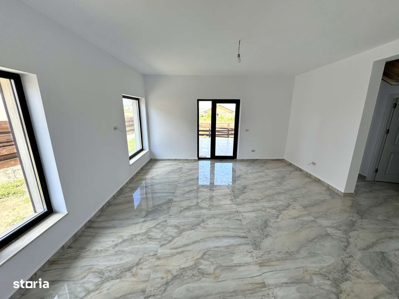 CANALIZARE! 2 BĂI! PLACA! Încălz în pard! Casa 4 camere Valea Lupului - Imagine principală: 3/9