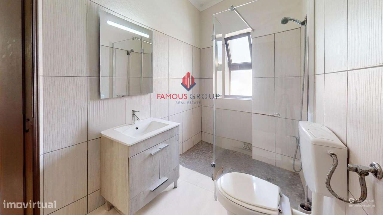 Apartamento T2 Duplex - Lagoa na Rua General Humberto Delgado-22