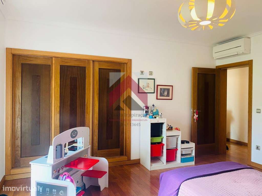 Moradia T6 Isolada na Palhaça-19