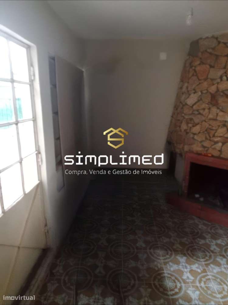 Moradia T2 localizada em Tomar com Logradouro-16