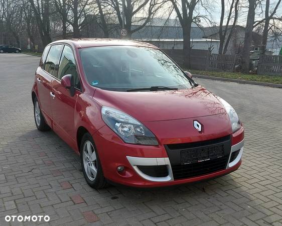 Renault Scenic 1.6 16V 110 LIMITED - 9