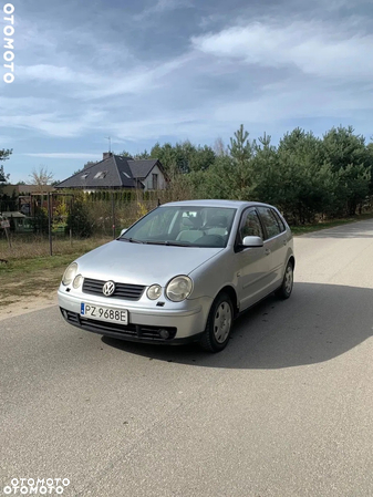 Volkswagen Polo 1.4 16V Highline - 1