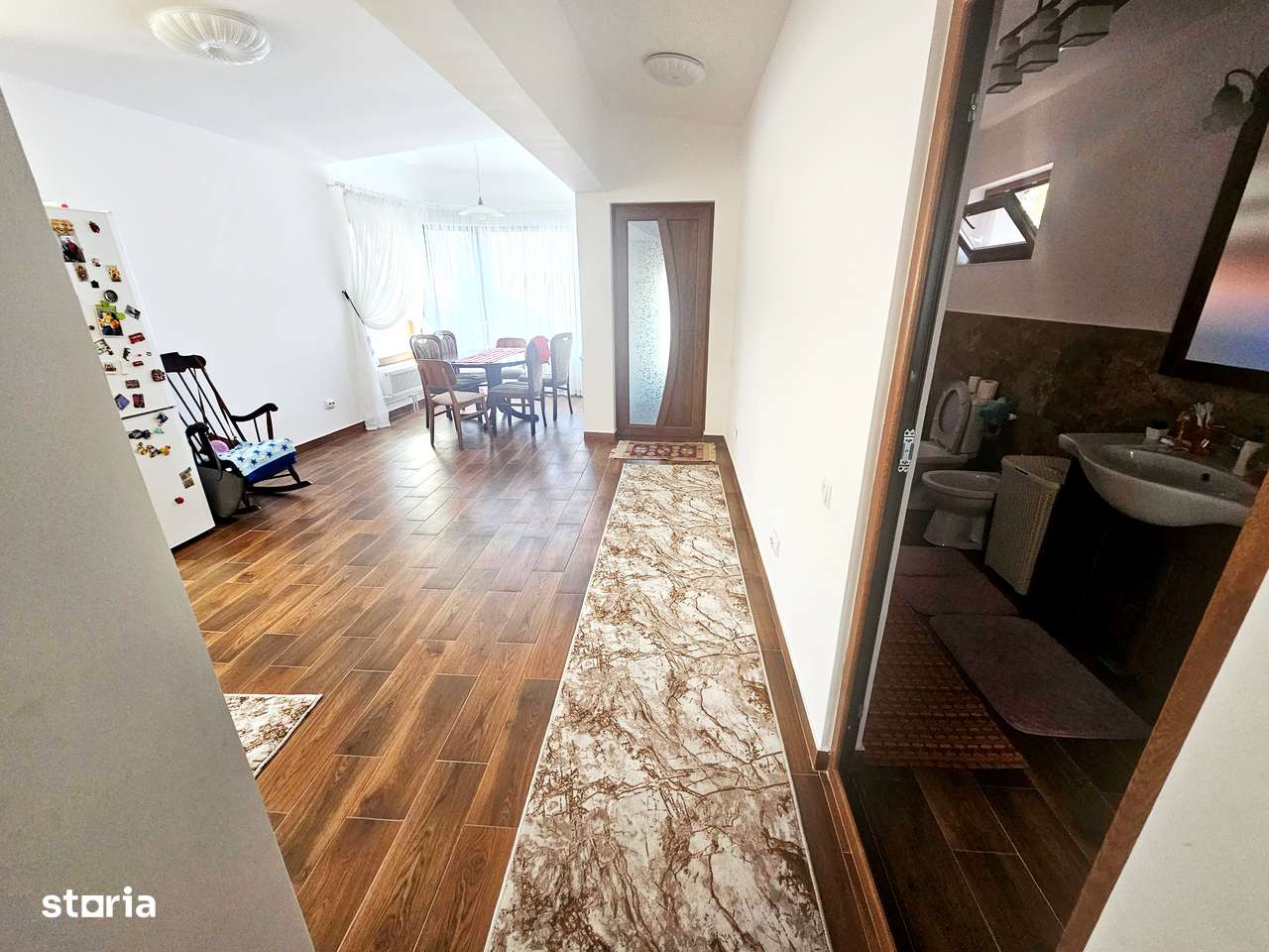 Casa vanzare 6 camere ,cu 629 mp teren zona PARCUL DE SOFT-8