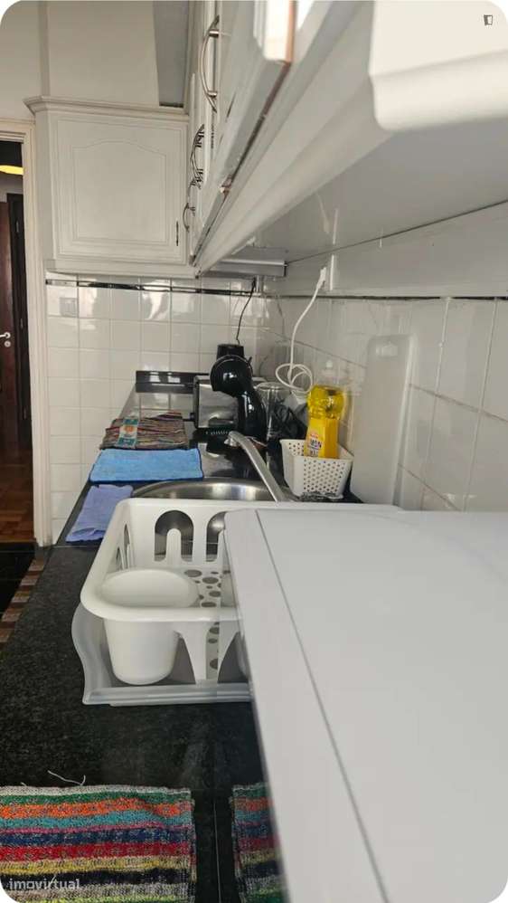 Quarto - localizado em Cedofeita Porto - Grande imagem: 4/12