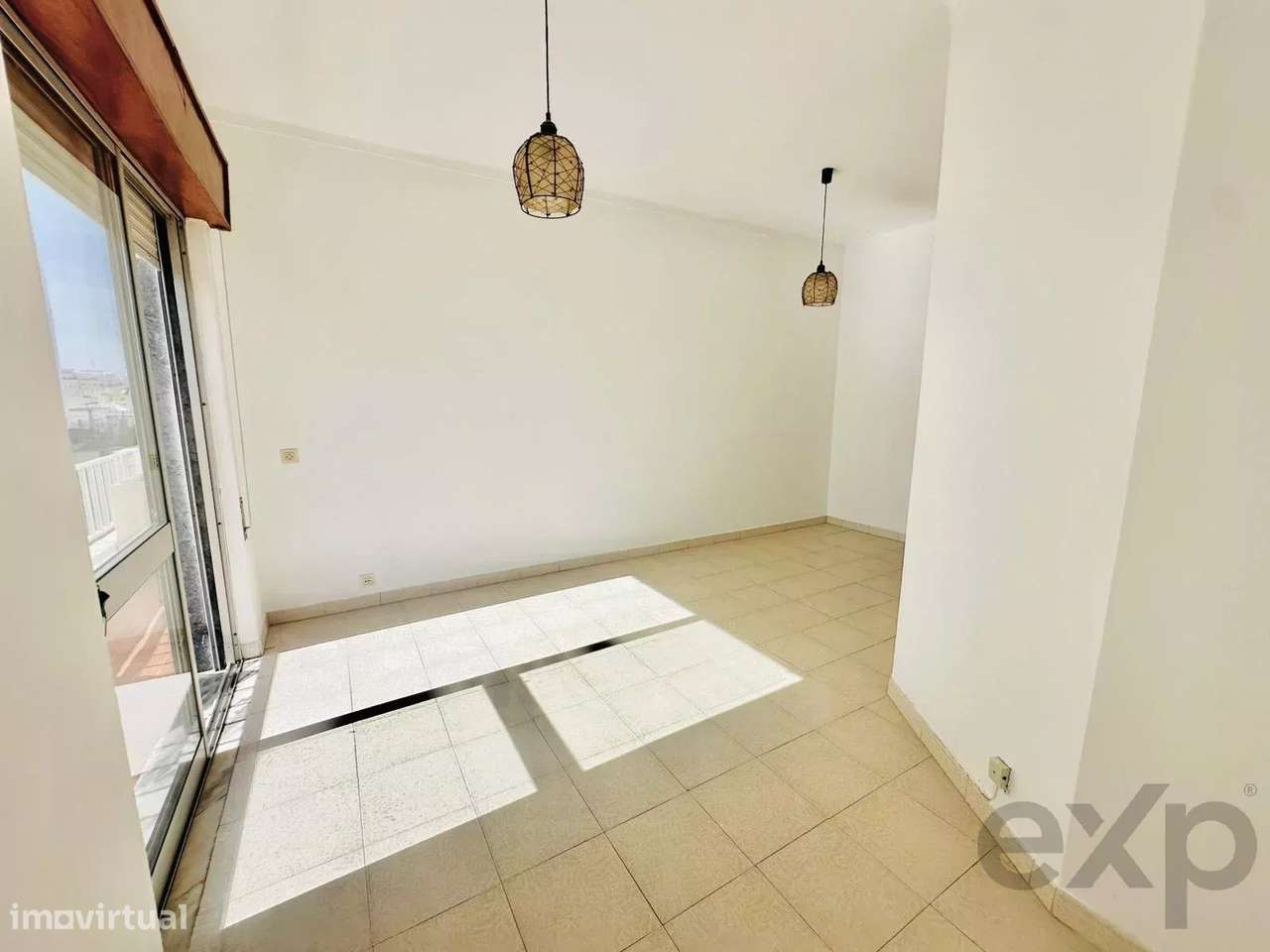 Apartamento a 300m da praia-Quarteira-3