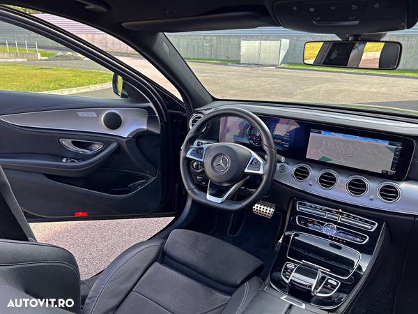 Mercedes-Benz E 220 d 4Matic 9G-TRONIC AMG Line - 4