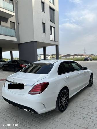 Mercedes-Benz C 400 4Matic T 9G-TRONIC AMG Line - 14