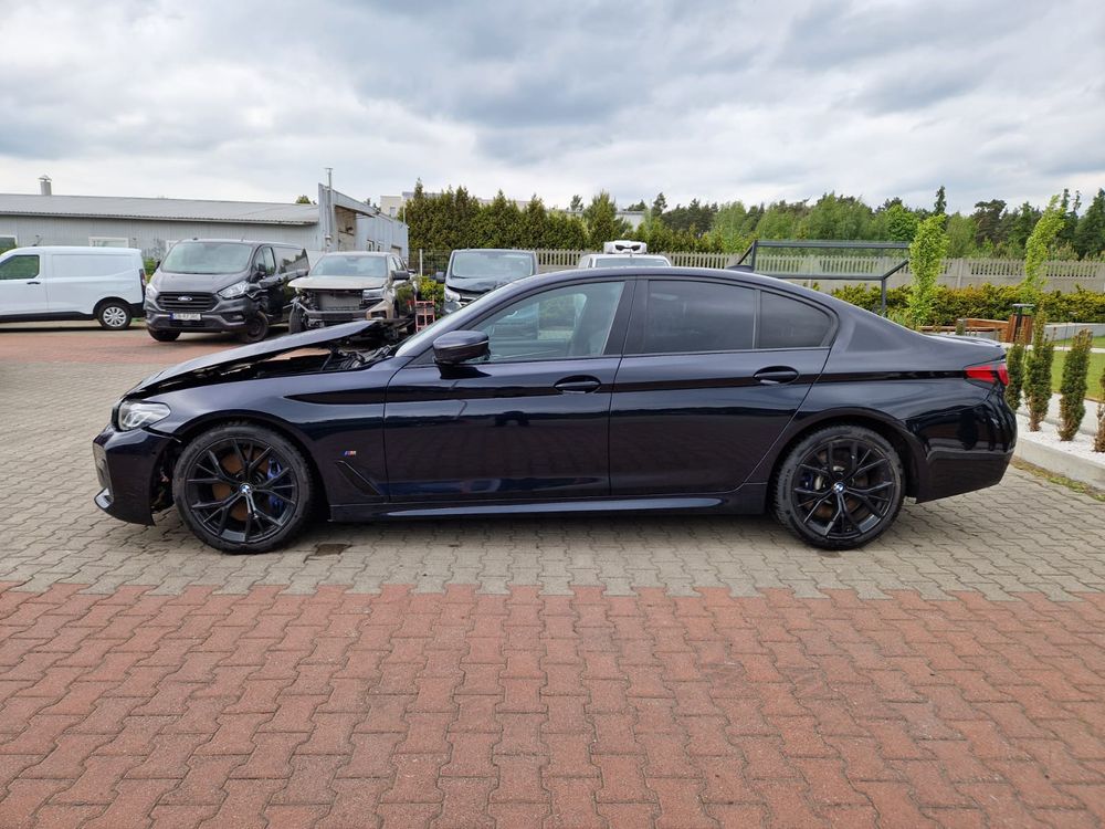 BMW 5 Series G30/G31 M550i xDrive sport 2021