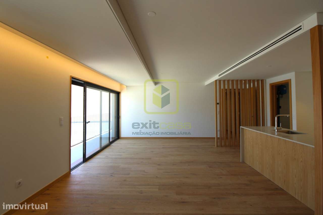 Apartamento T2 - Grande imagem: 2/26