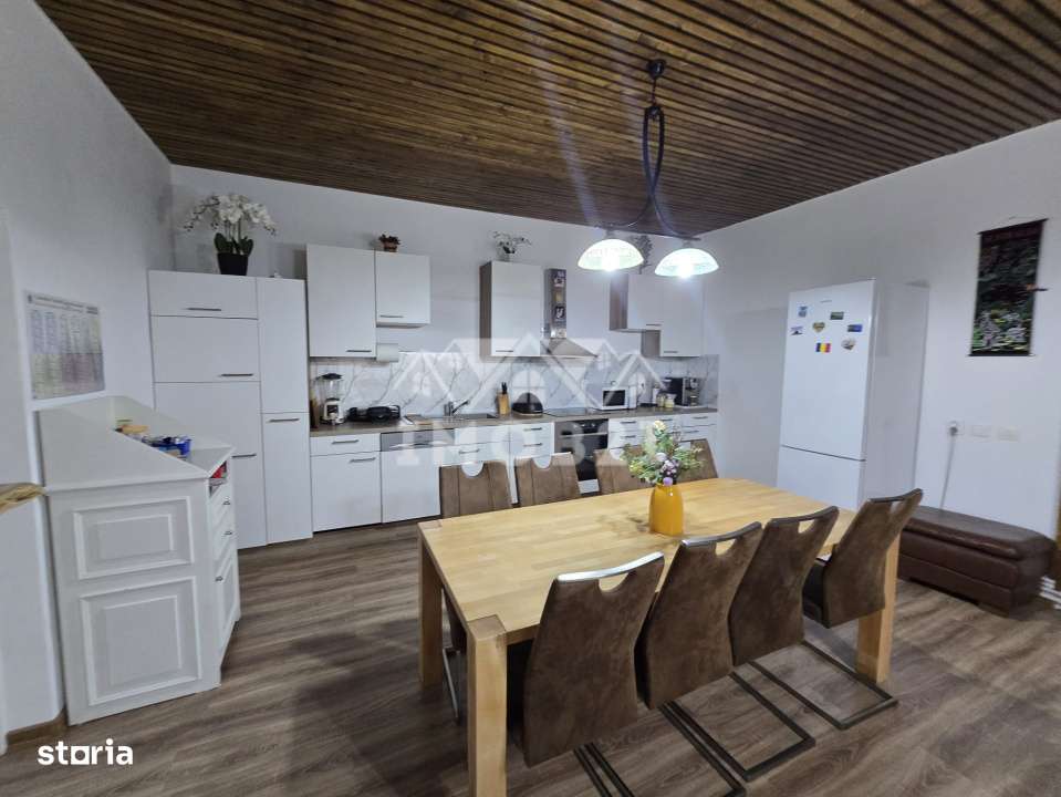 Vanzare Casa cu 3 camere si teren de 4000 mp in Soimari-Prahova-17