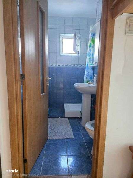 Vand Apartament 2 camere valcea, central - Imagine principală: 5/5
