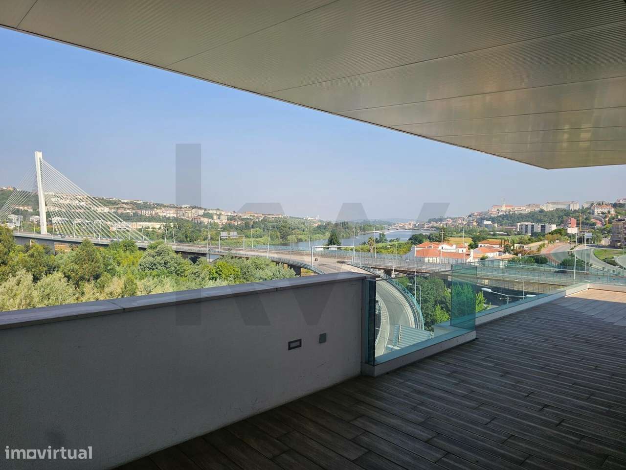 Penthouse t4 | Terraço com vista rio | 267 m2 Area | Garagem dupla | A - Grande imagem: 3/22