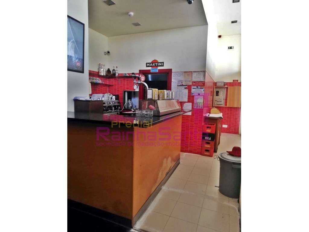 Lojas - Junto Avenida Fernão de Magalhães - Coimbra - Grande imagem: 3/10