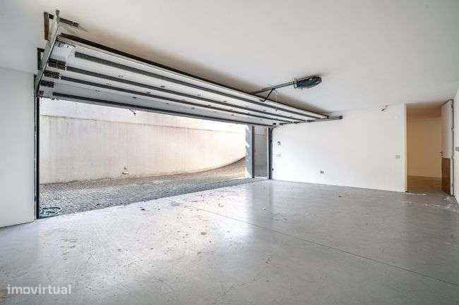 Moradia T3 para venda na  Rua do Telhado - São Pedro ( Este), Braga-21