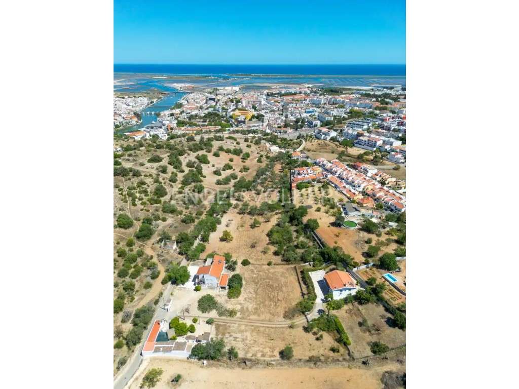Terreno para construção de urbanização no centro de Tavira - Grande imagem: 4/7
