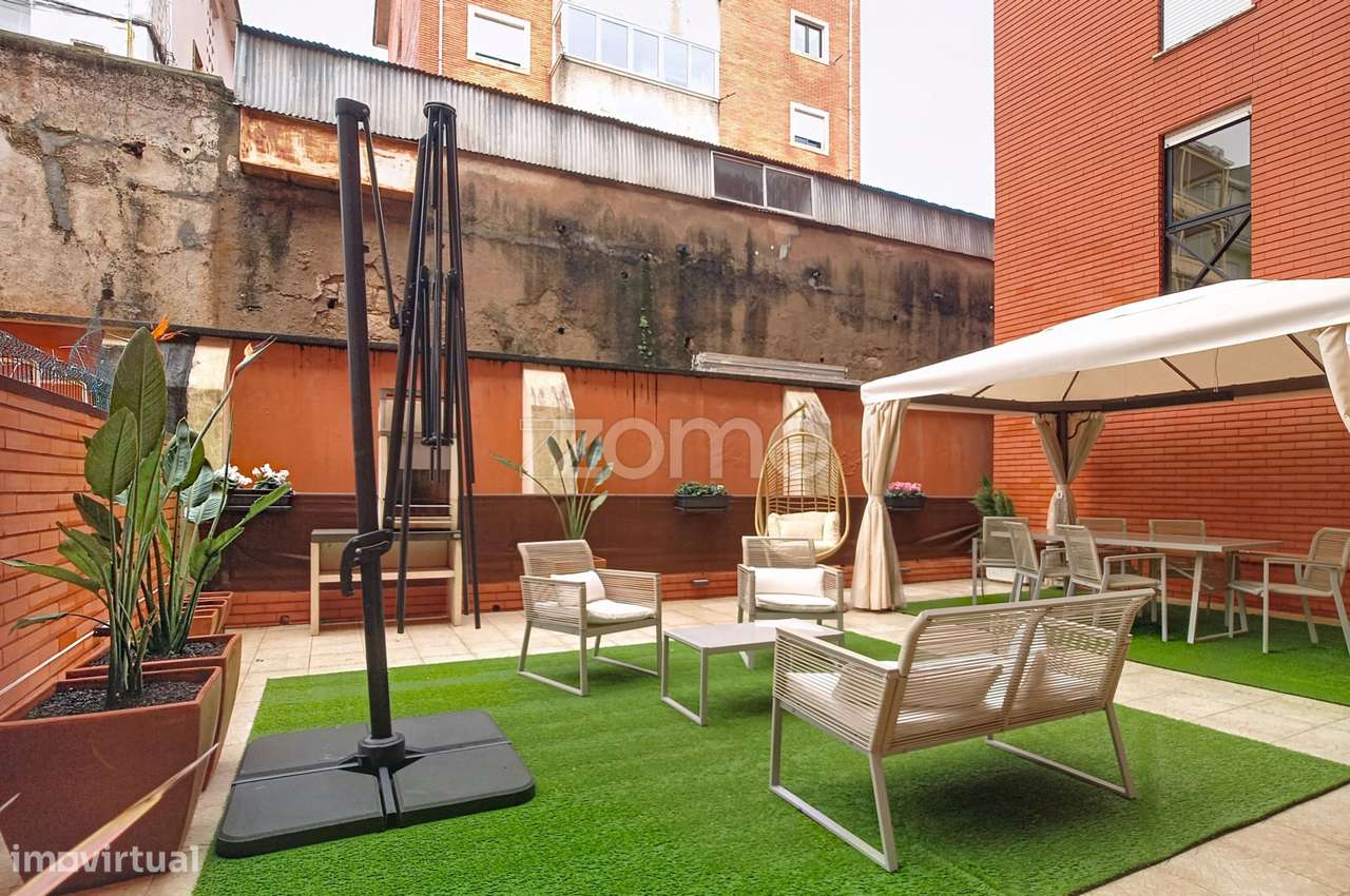 Apartamento T2 Premium com Terraço no Vale das Flores-34