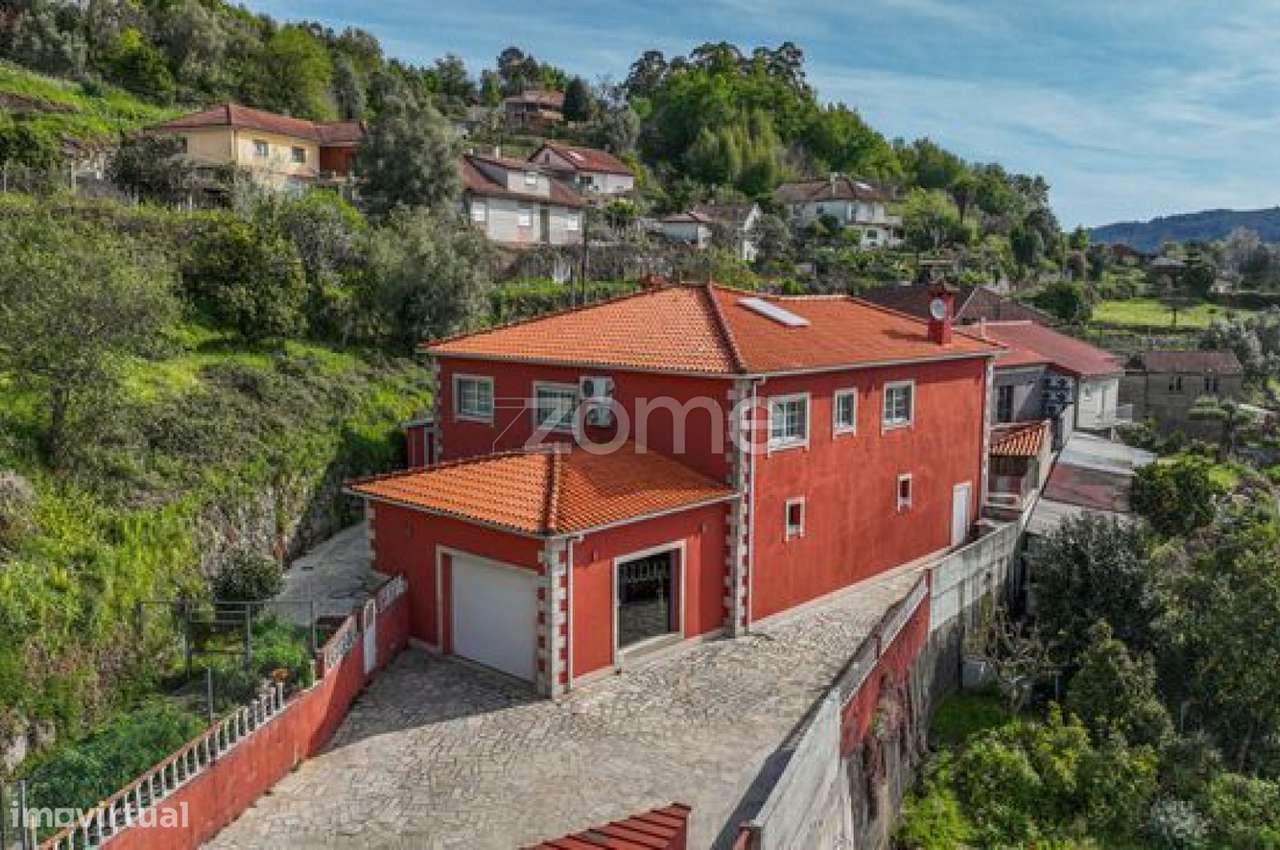 Moradia T3 + Armazém para comércio com 58m2 - Grande imagem: 2/28