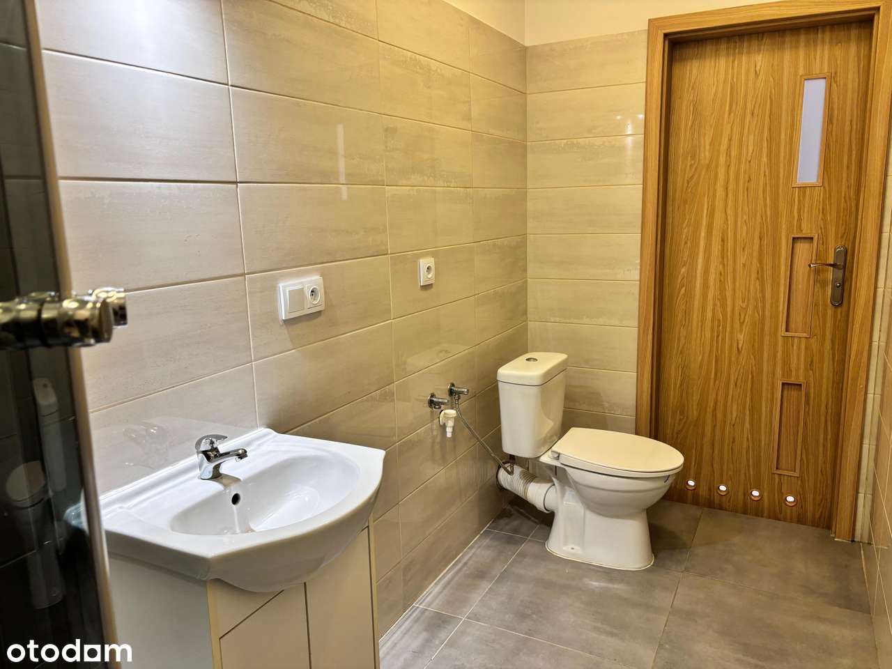 Przestronne mieszkanie z C.O. | 9-7