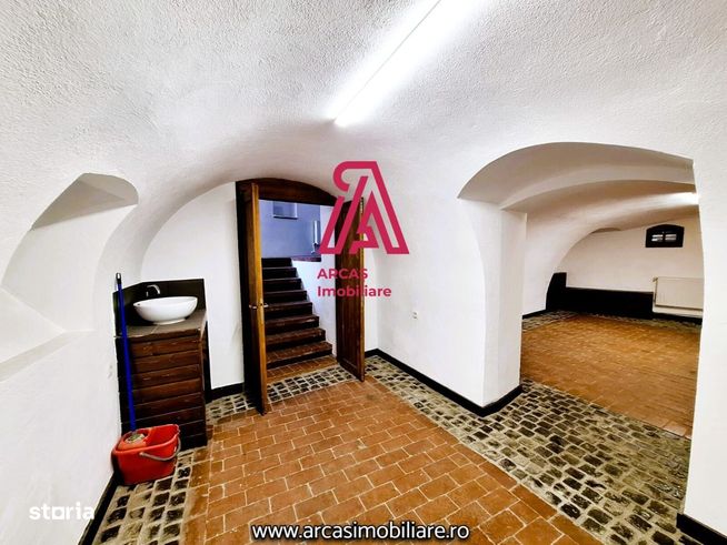 Casa individuala de vanzare cu 4 apartamente-Centrul Istoric Sibiu!-9