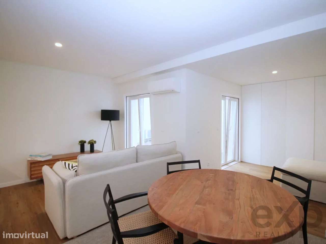 Apartamento T0+1 - Santo Amaro - Alcântara - Grande imagem: 4/16