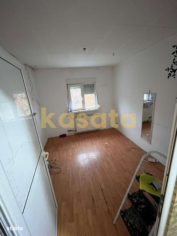 4 Camere | Etaj Intermediar | De Renovat | Proiect pentru centrala-4