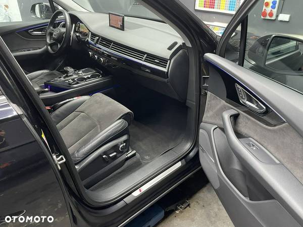 Audi Q7 45 TDI Quattro Tiptronic - 28