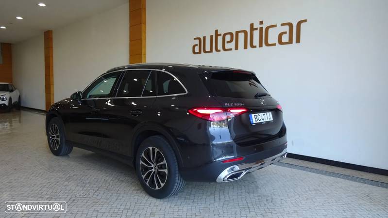 Mercedes-Benz GLC 220 d 4Matic - 4