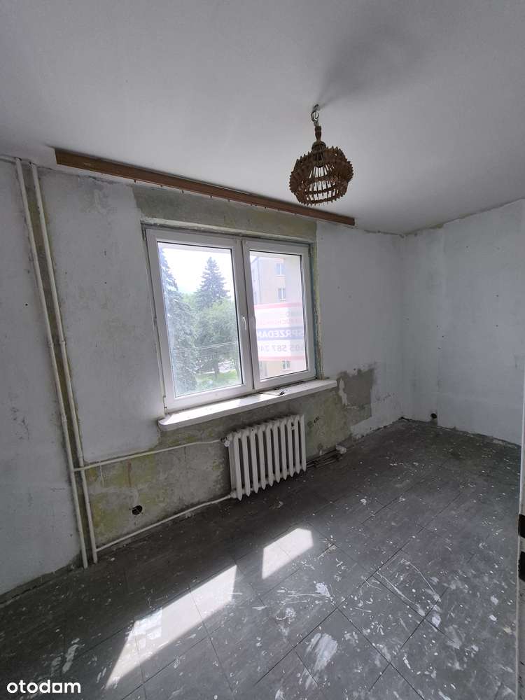 Słoneczne trzy pokojowe mieszkanie na drugim piętrze-1