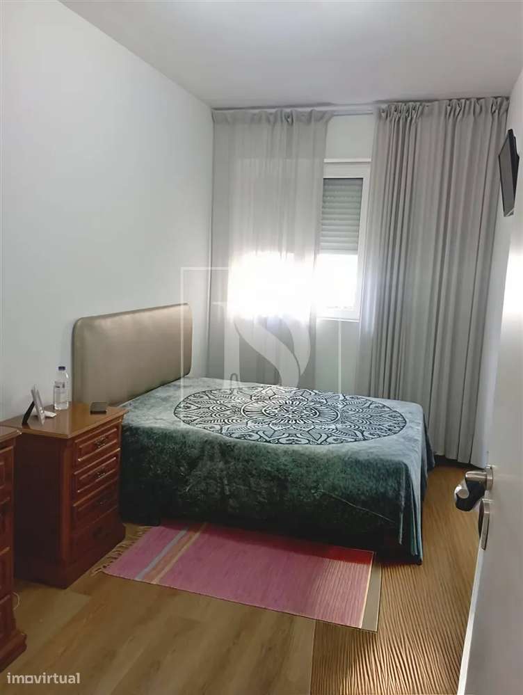 Apartamento T3, renovado, em Matosinhos-13