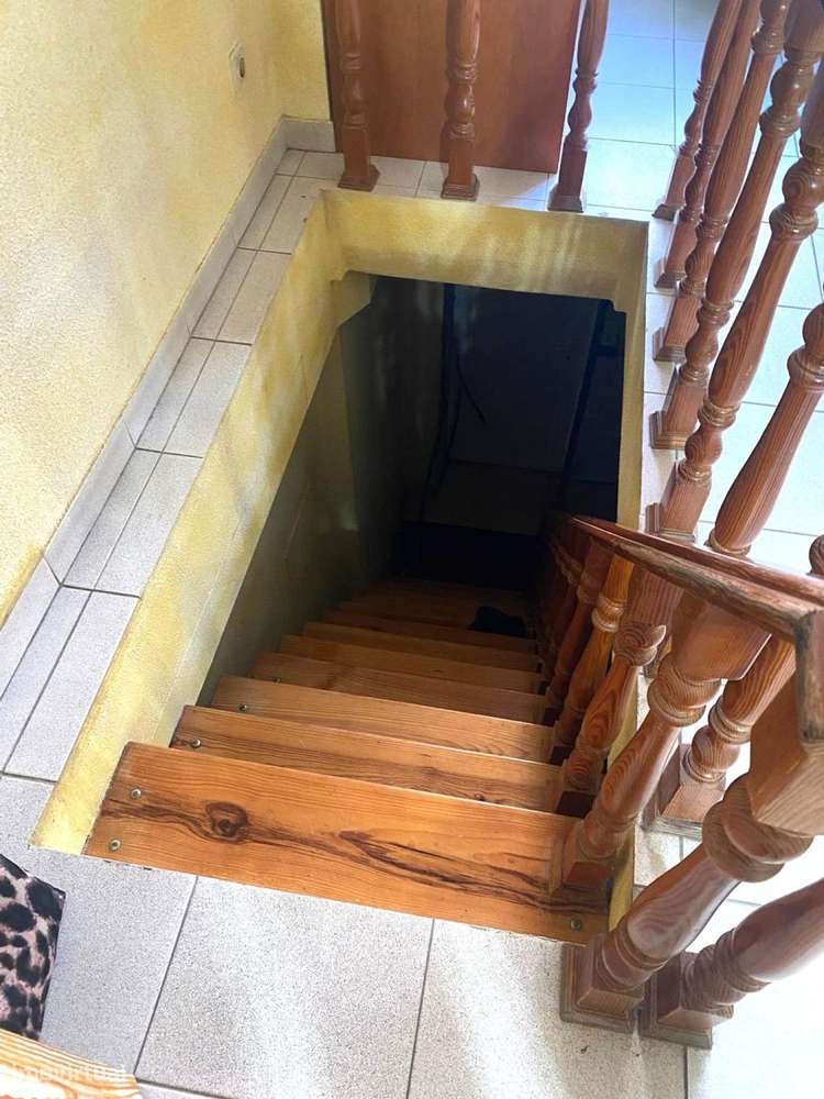 Loja Aranguês com garagem incluída-8