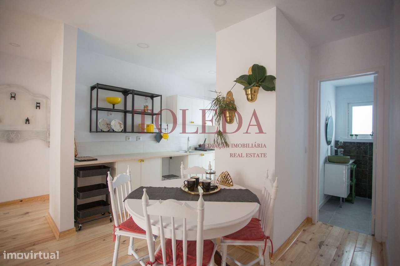 Prédio Vila Sintra 4 Frações T3/T2 - Grande imagem: 4/60