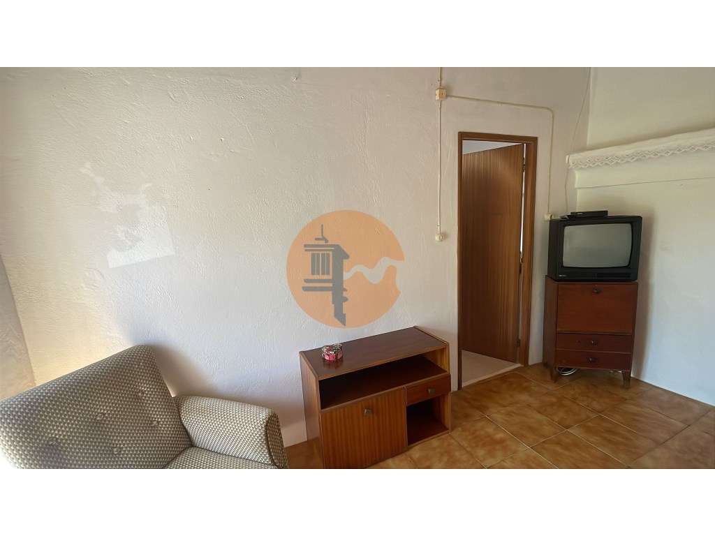 MORADIA COM QUINTAL E TERRAÇO PARA ARRENDAMENTO ANUAL - MONTINHO DA... - Grande imagem: 5/26