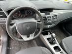 Renault Laguna dCi 110 FAP Limited - 13