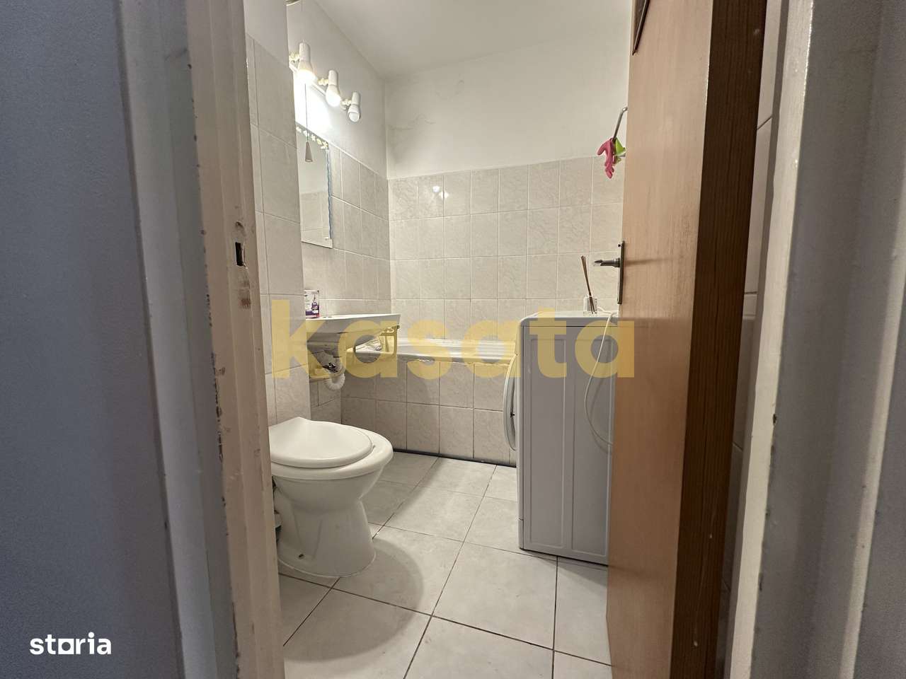 Garsonieră | Favorit | Etaj Intermediar| Metrou 2 min-5