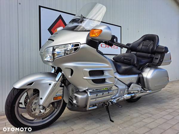 Honda GL - 6