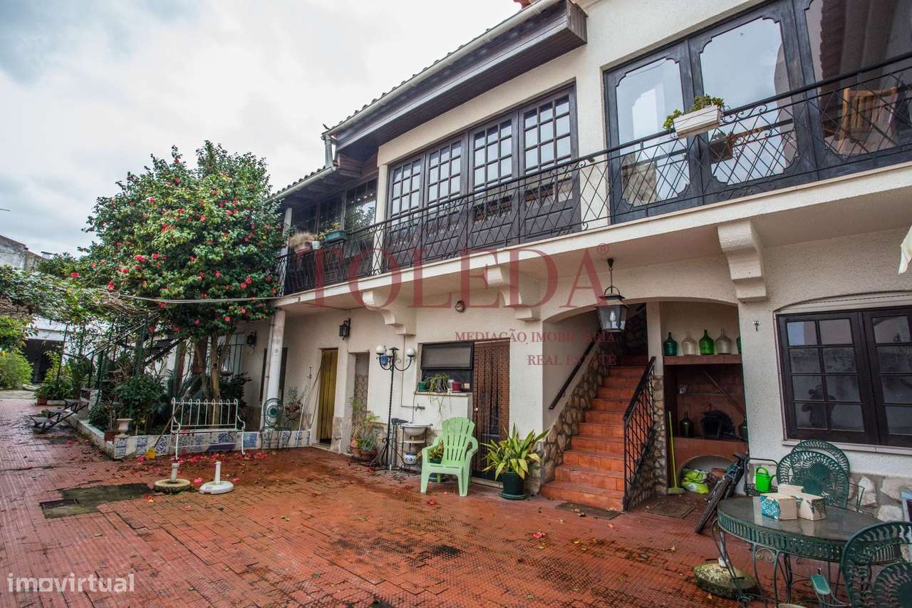 Moradia T7 em Almeirim-59