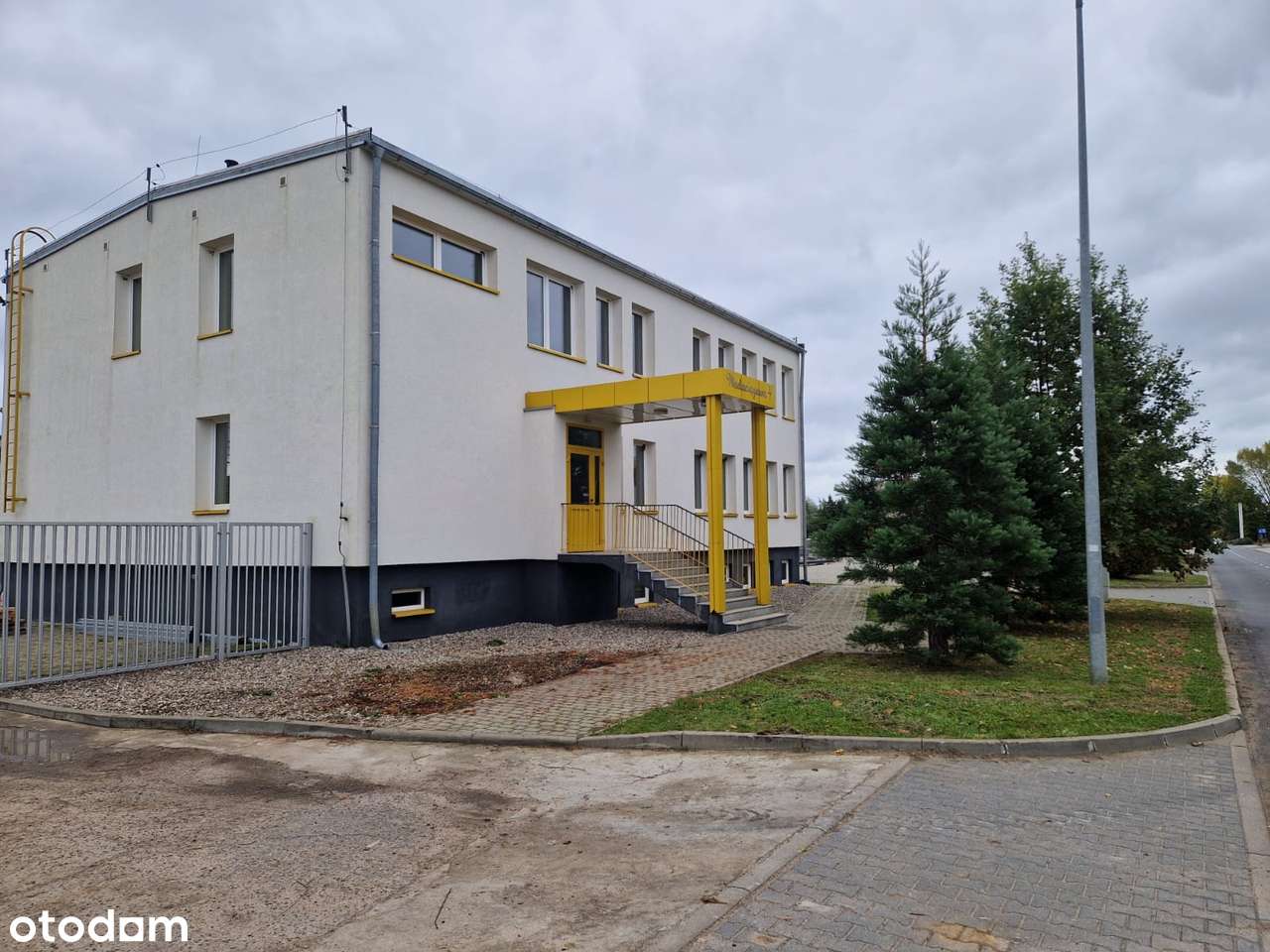 Lokale biurowe, użytkowe, różne pow. Strzelce Kraj - Pełny obrazek: 3/20