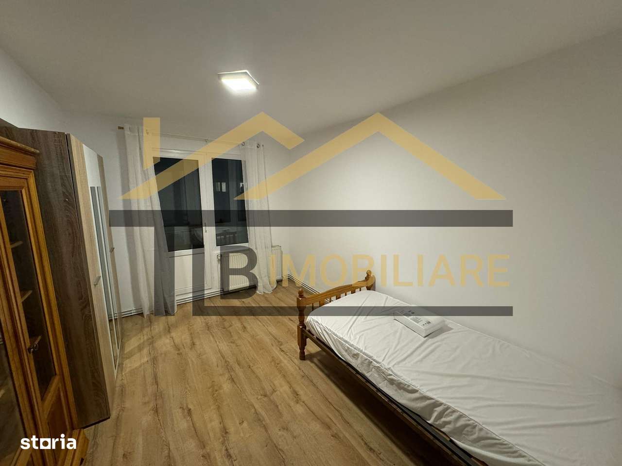 Apartament de 2 camere, 60 mp, decomandat, Zona 7 Noiembrie - Imagine principală: 4/13