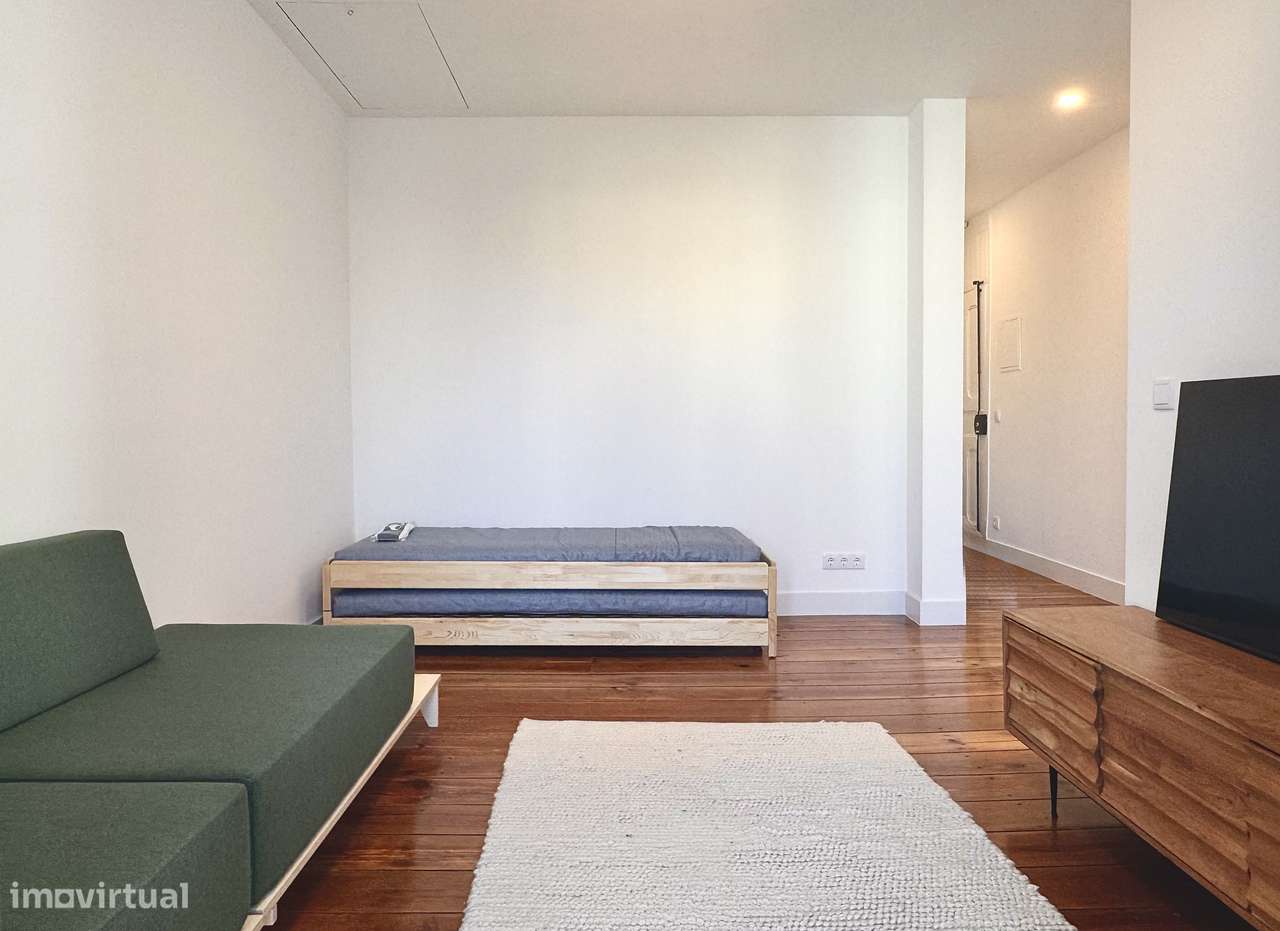 Estúdio renovado / Avenidas Novas - Grande imagem: 5/34