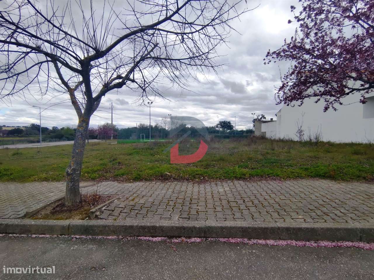 Lote de Terreno - Grande imagem: 4/10