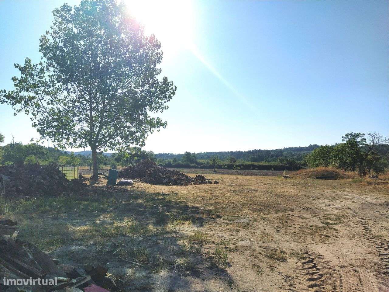 Terreno rústico na Vila de Penedono - Grande imagem: 4/12