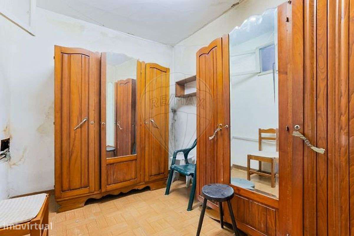 Moradia T4 para venda-5